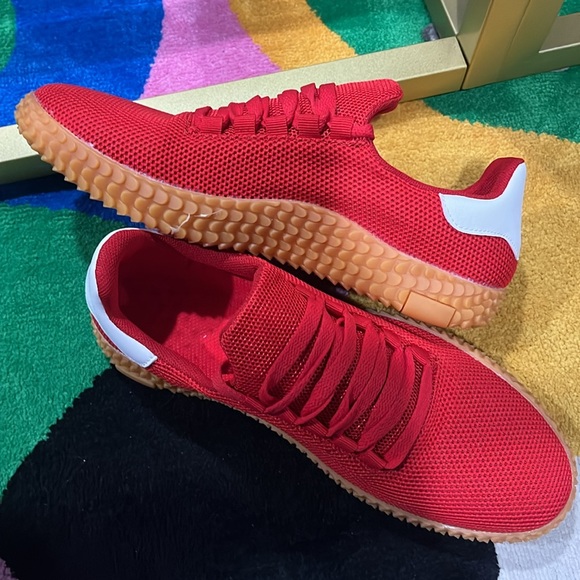 Brand new shoes for men super comfortable and cheap and great for travelling - Picture 3 of 8